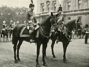 Su Majestad con el Duque de Gloucester, en el Trooping the Colour, 1928, 1937 de Unbekannt