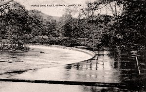 Cataratas Horseshoe en el río Dee, cerca de Llangollen, Gales, principios del siglo XX de Unbekannt