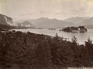 Isola dei Pescatori Isla de los Pescadores, Lago Maggiore, Italia, 1890 de Unbekannt