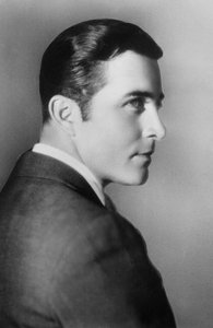 John Boles, actor estadounidense de Unbekannt