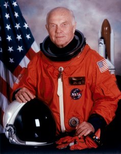 John H Glenn, astronauta estadounidense, mayo 1998 de Unbekannt