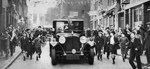 Última visita del Rey Jorge V al East End, Londres, c. 1930s de Unbekannt