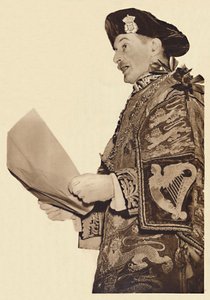 Reyes de Armas proclaman un Rey, 1936, 1937