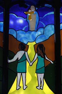 Catedral de Kon Tum. Vidriera. Adán y Eva, expulsión del Paraíso. Kon Tum, Vietnam de Unbekannt