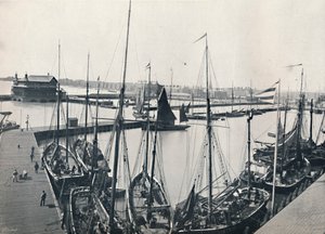 Lowestoft - El puerto y el desfile, 1895