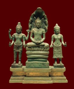 Triada budista Mahayana