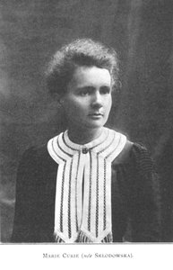 Marie Curie, física francesa nacida en Polonia, 1910