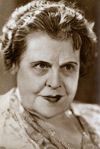 Marie Dressler, actriz canadiense, 1933