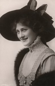 Miss Phyllis Dare, 1890-1975, c1930