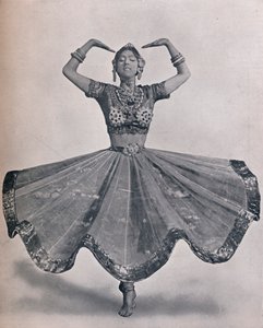 Miss Ruth St. Denis en su notable danza india oriental en el Teatro Aldwych, 1906 de Unbekannt
