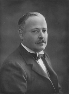 Sr. J. L. Dugdale, 1911