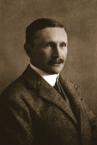 Sr. S Hill Wood, 1911