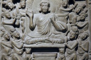 Museo Nacional de India, Delhi. Friso de Ayaga que representa escenas de la vida de Buda y de los Jatakas. Ikshvaku, siglo III d.C. Nagarjunakonda, Andhra Pradesh. Caliza grisácea. Detalle. India de Unbekannt