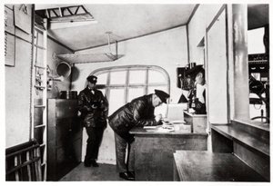 Sala de navegación, Zeppelin LZ 127 Graf Zeppelin, 1933 de Unbekannt