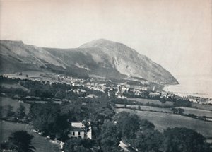 Penmaenmawr - La ciudad, la montaña y el mar, 1895 de Unbekannt