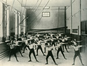Ejercicios físicos en la Institución Real para Sordos y Mudos, Friar Gate, Derby, 1902
