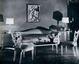 Muebles de plexiglás en un interior de los años 40, 1941 de Unbekannt