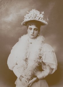 Retrato de la emperatriz Alexandra Fyodorovna, esposa del zar Nicolás II de Rusia, 1872-1918 de Unbekannt