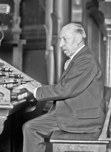Retrato del organista y compositor Charles-Marie Widor 1844-1937, 1927 de Unbekannt