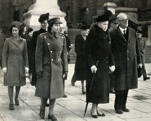 Reina María, Princesa Isabel, Princesa Margarita..., Día del Armisticio, 1945 de Unbekannt