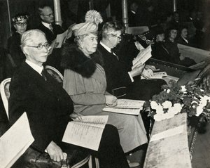 La Reina María en el concierto de Acción de Gracias por la Victoria, Royal Albert Hall de Unbekannt