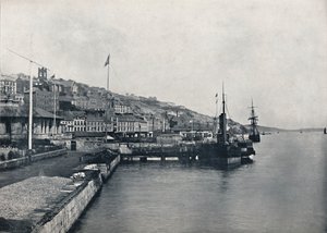 Queenstown - Mirando a lo Largo de la Costa, 1895 de Unbekannt