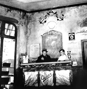 Raimu, actor francés, en una representación de la obra César de Marcel Pagnol, c. 1936-1946 de Unbekannt