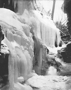 Cataratas del Arco Iris en Invierno, Watkins Glen, Estado de Nueva York, EE.UU., c1900 de Unbekannt