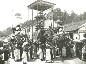 Procesión religiosa, Colombo, Ceilán, 1895