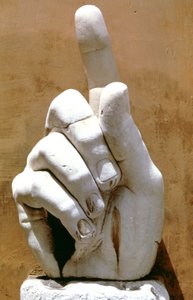 Mano derecha de una estatua colosal del emperador Constantino, 330 d.C. de Unbekannt