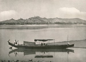 Sagaing, en el Irrawaddy - cada cima coronada con una pagoda, 1900 de Unbekannt