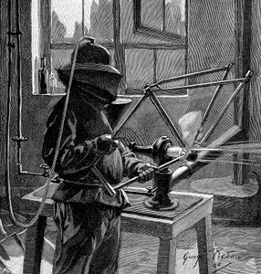 Arenado de las juntas de un cuadro de bicicleta, Francia, 1896 de Unbekannt