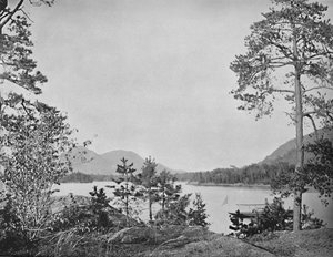 Montaña Shelving Rock, Lago George, Nueva York de Unbekannt
