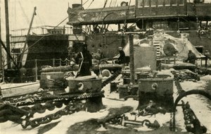 Barco suministrando carbón en condiciones de congelación, Primera Guerra Mundial de Unbekannt