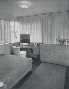 Líneas simples y prácticas caracterizan este dormitorio, 1942