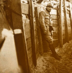 Soldado en las trincheras, c. 1914-c. 1918 de Unbekannt
