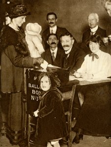 Algunas mujeres pueden votar por primera vez, Gran Bretaña, 14 de diciembre de 1918, 1935 de Unbekannt