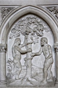 Iglesia católica de San Martín, Villers sur Mer, Francia. Relieve. Adán y Eva de Unbekannt
