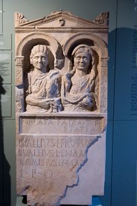 Estela de Unbekannt