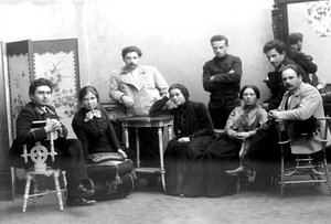 Estudiantes, miembros de una célula revolucionaria en San Petersburgo, Rusia, 1908 de Unbekannt