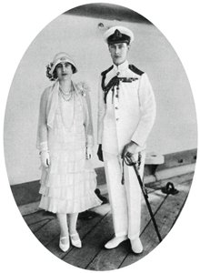 El Duque y la Duquesa de York a bordo del HMS Renown, Malta, 1927, 1937