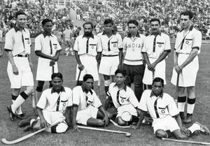 El equipo de hockey de la India, ganadores de la medalla de oro, Juegos Olímpicos de Berlín, 1936