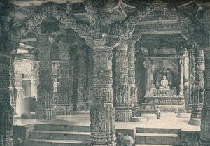 El Interior de un Templo Jainista en el Monte Abu en Rajputana, c1903, 1904 de Unbekannt