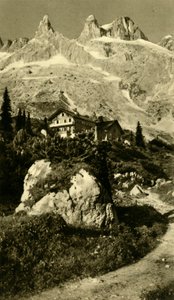 La cabaña Lindauer al pie de los Drei Türme, Austria, c1935