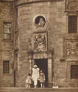 La Reina en su antiguo hogar, Castillo de Glamis