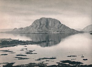La isla de Torghatten, 1914