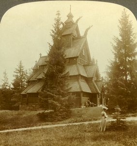 La antigua Iglesia de Gol, un pintoresco edificio del siglo XII en Osoarshal, Noruega, c1905