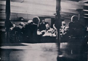 La escena en el Victory durante el consejo de guerra de Unbekannt