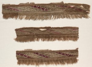 Tres Fragmentos de Borde, c. 1100-1400 de Unbekannt