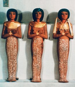 Tres Shabtis o figuras de sirvientes, objeto funerario de Tutankamón, XVIII Dinastía